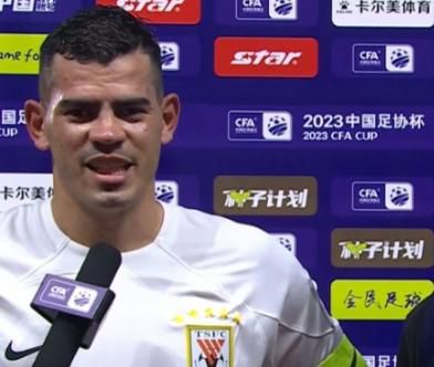 ”关键时刻，卡梅隆的果断决策一锤定音。
