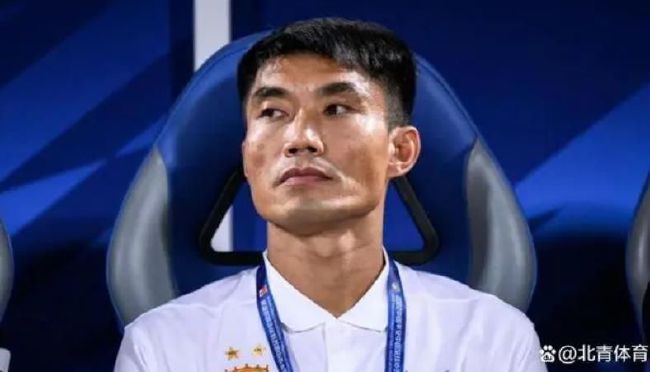 这种模式可以让平台以较低成本获取高质量内容，同时制片厂也能拓展新的收入。