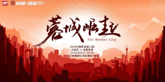 那个瞬间是如此真实、原始而不可复制，导演立刻指挥摄影机捕捉特写，最终成就了一个名场面。