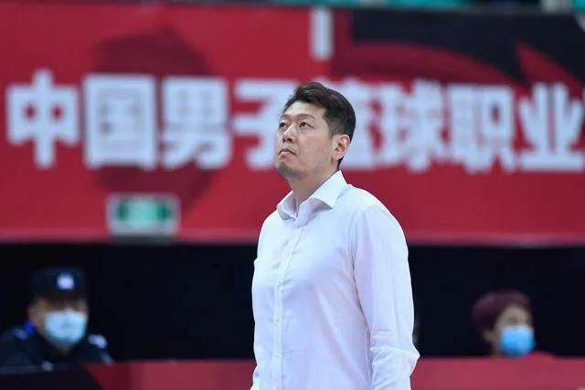 CCTV6 VIP影院 搜索 电影 星闻 独家 更多 专题 图片 视频 滚动 首页 新闻 大片 影库 CCTV6 VIP影院 客户端 电影网>新闻>原创深度策划 直面“恶意”，这次的陈思诚不一样！